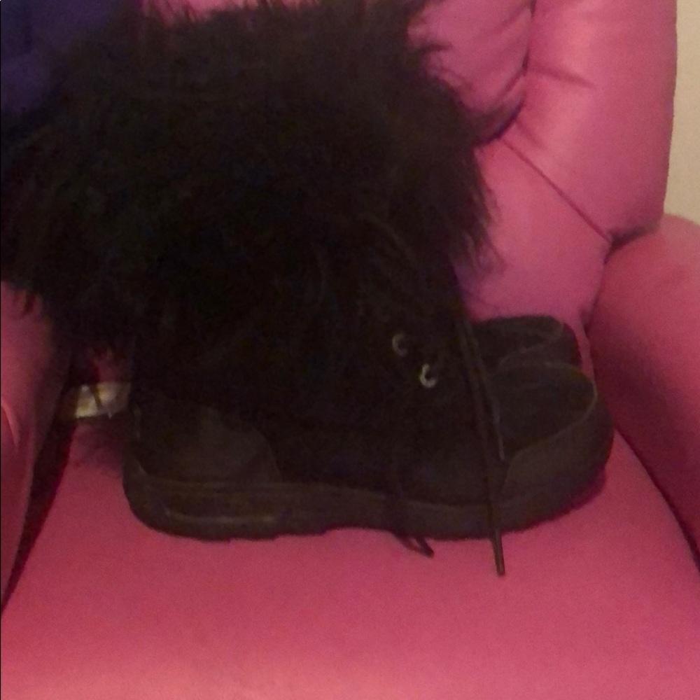 Girls ugg boots